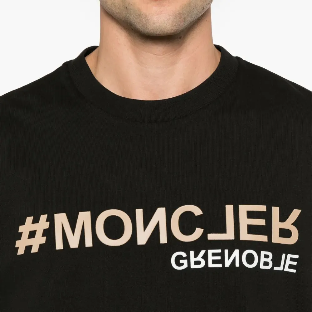 Футболка с логотипом Футболка с логотипом