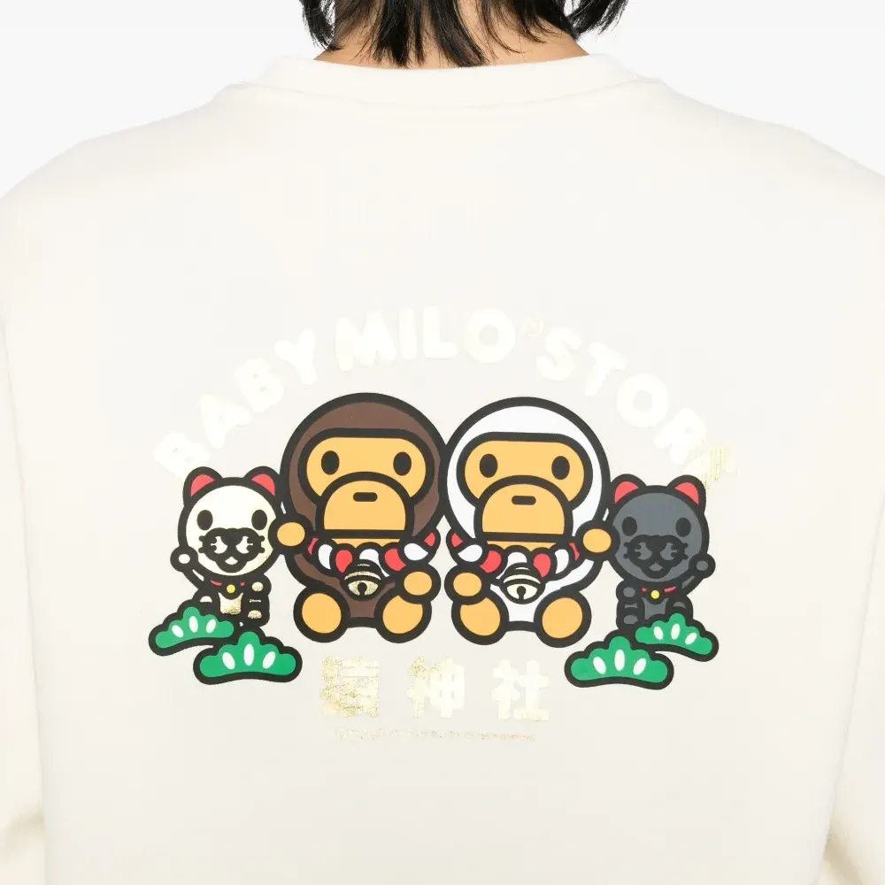 Толстовка с круглым вырезом