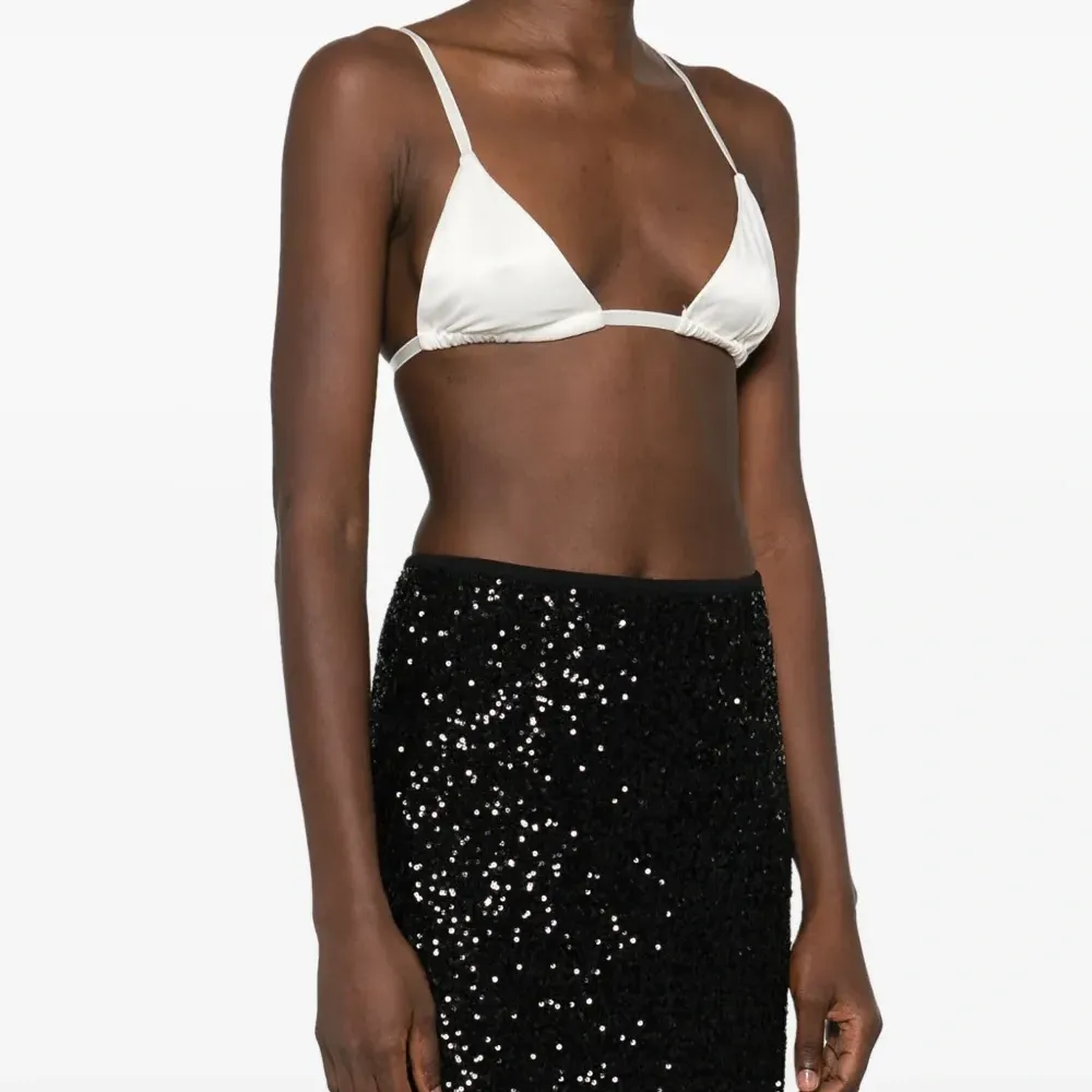 Атласный бюстгальтер-бралетт