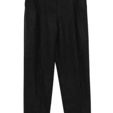 Брюки строгого кроя со складками