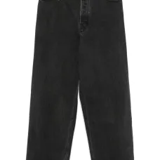 Широкие джинсы