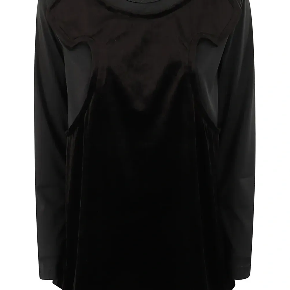 Бархатный топ из коллаборации с Poly