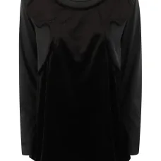 Бархатный топ из коллаборации с Poly