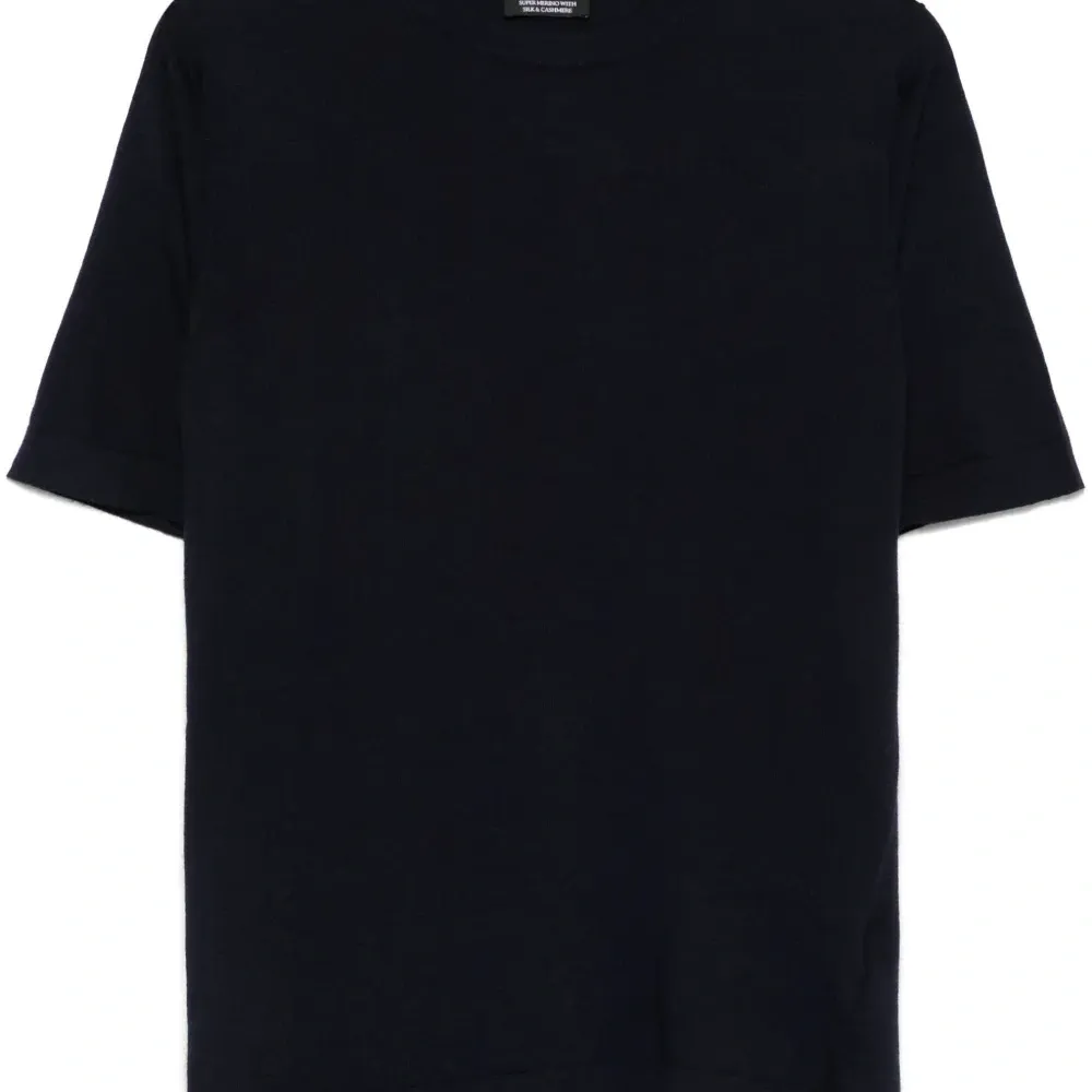 Футболка тонкой вязки