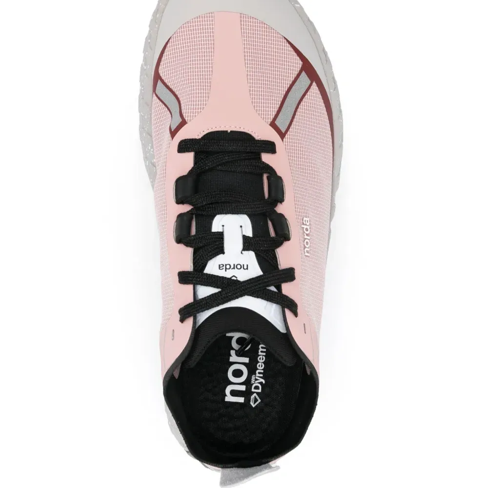 Кроссовки 001