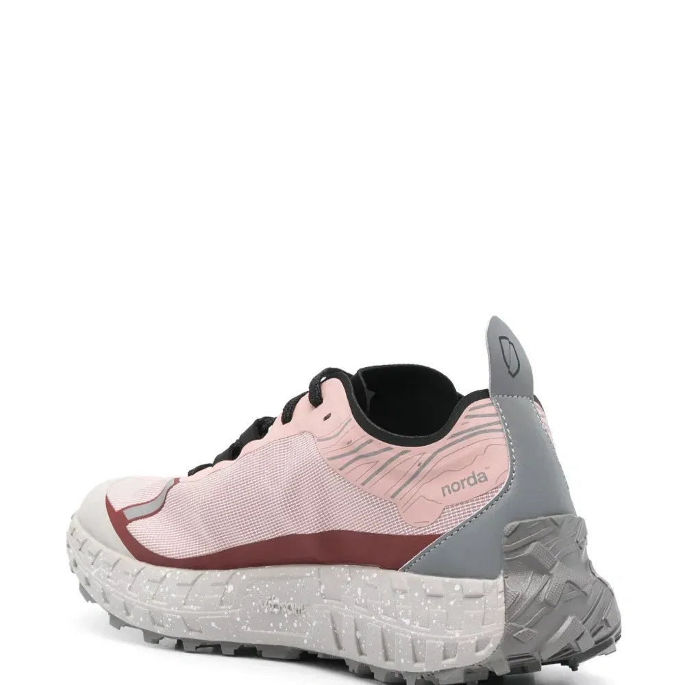 Кроссовки 001