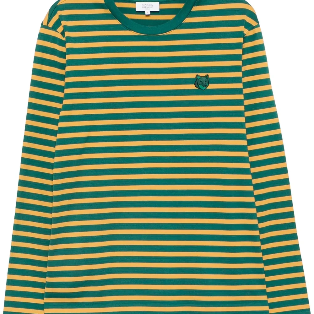 Футболка с длинными рукавами