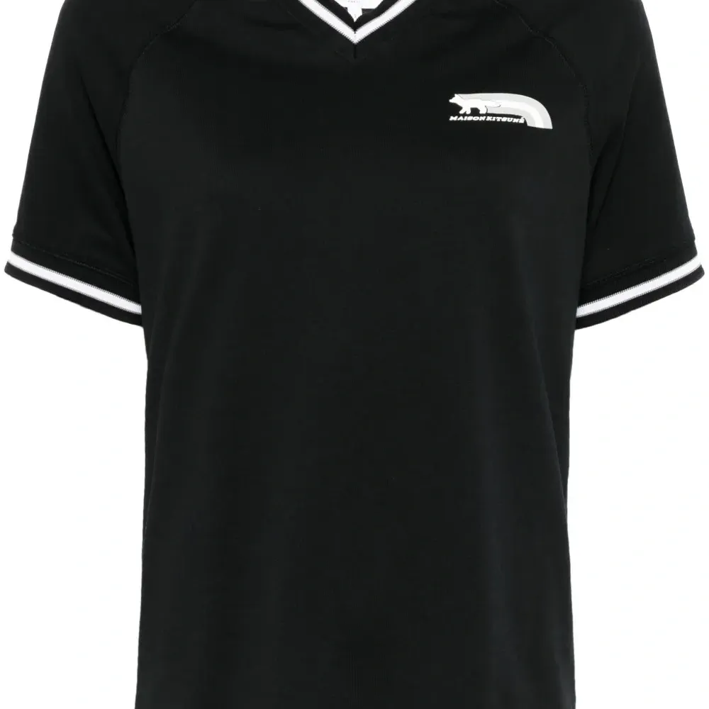 Футболка с рукавами реглан