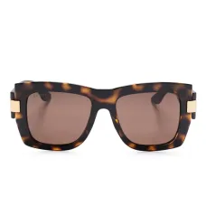 Солнцезащитные очки в квадратной оправе Солнцезащитные очки в квадратной оправе