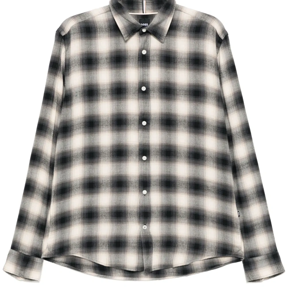 Клетчатая рубашка с длинными рукавами