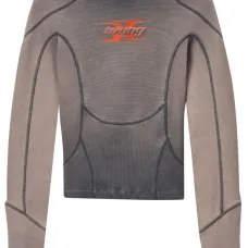 Футболка с вышитым логотипом