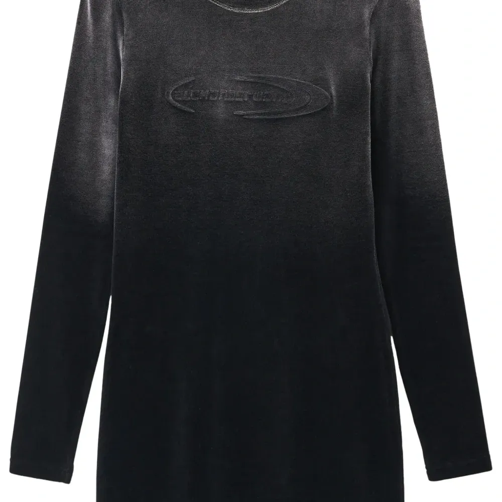 Платье мини с длинными рукавами