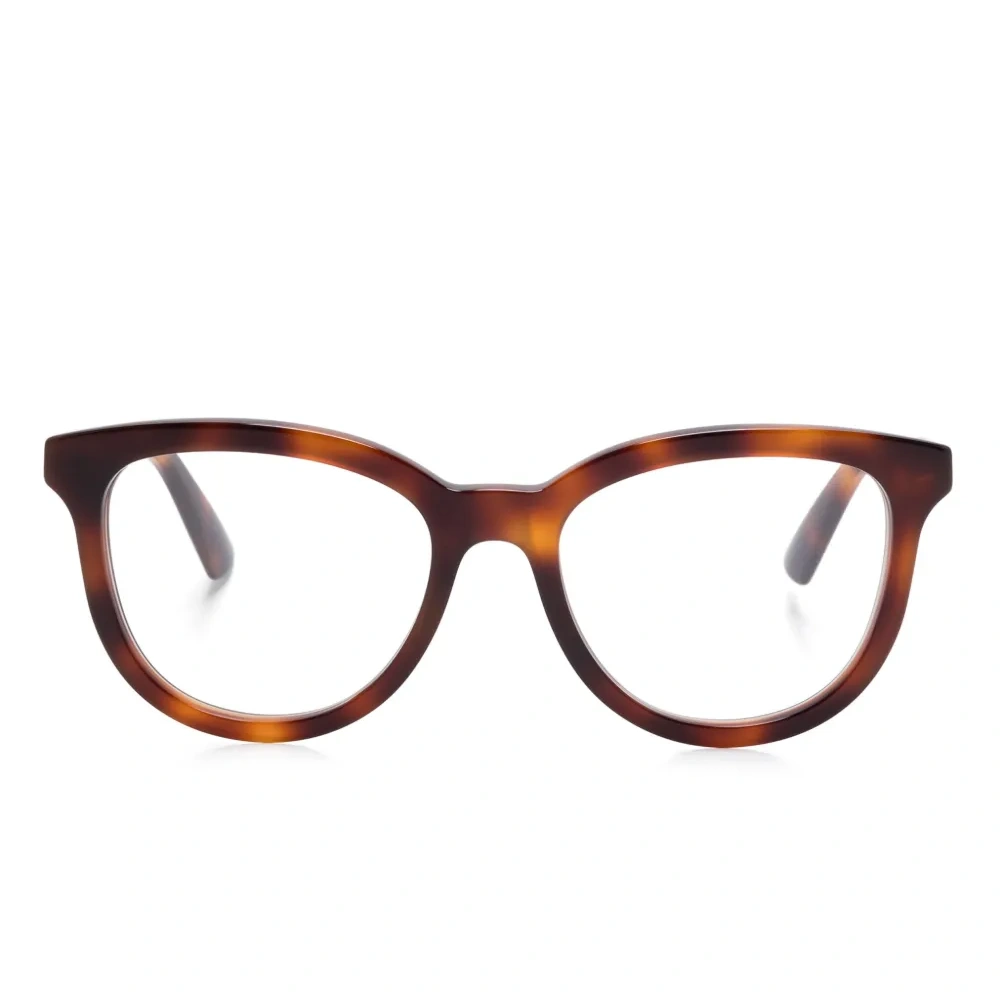 Очки в оправе черепаховой расцветки