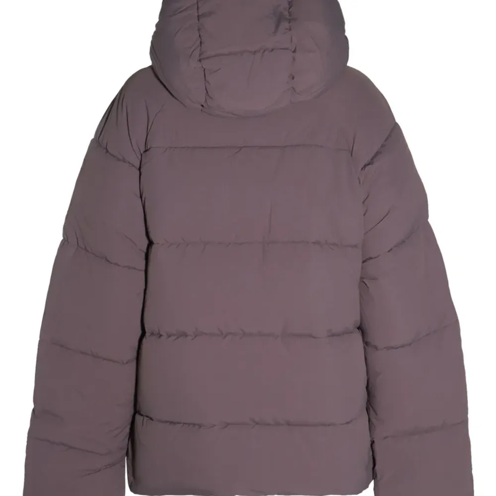 Пуховик свободного кроя Пуховик свободного кроя