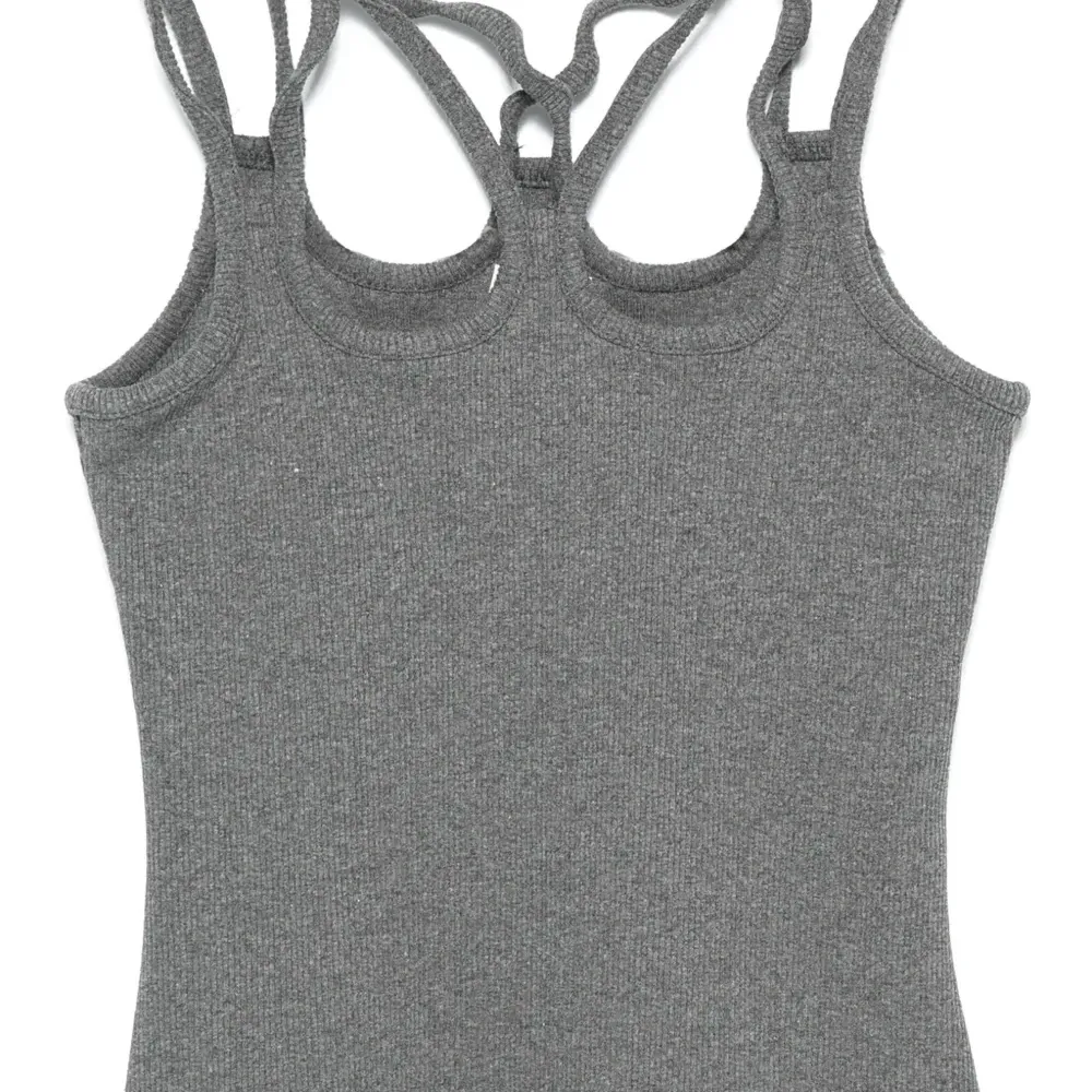 Топ с ремешками