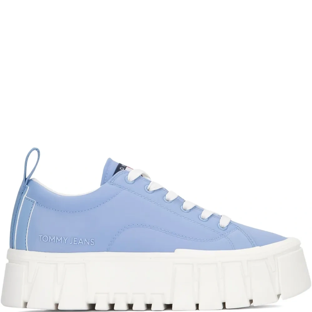 Кроссовки на платформе