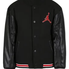 Куртка с отделкой в полоску