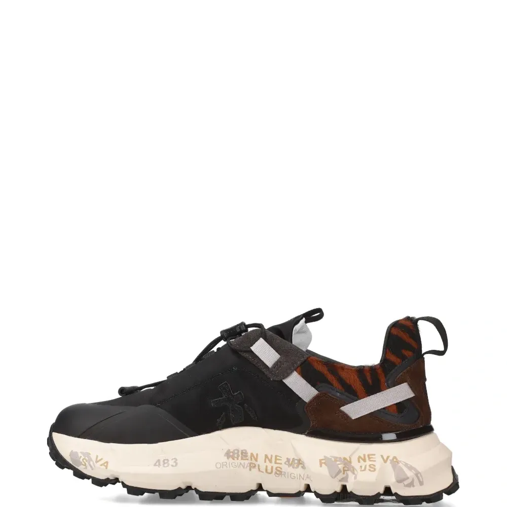 Кроссовки Crossd