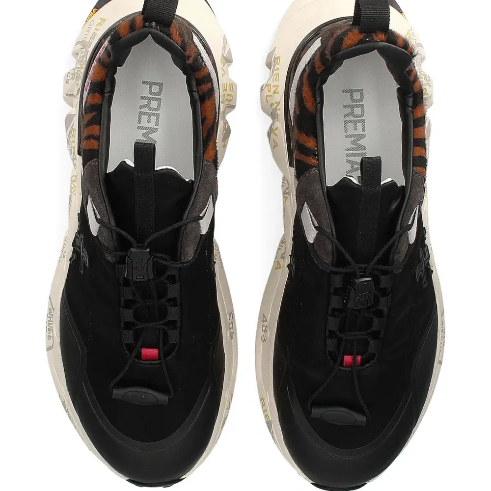 Кроссовки Crossd