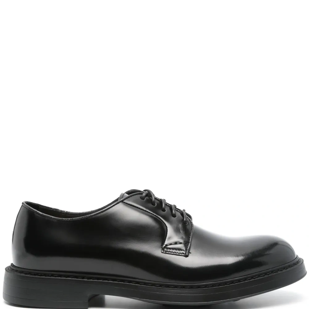 Дерби на шнуровке