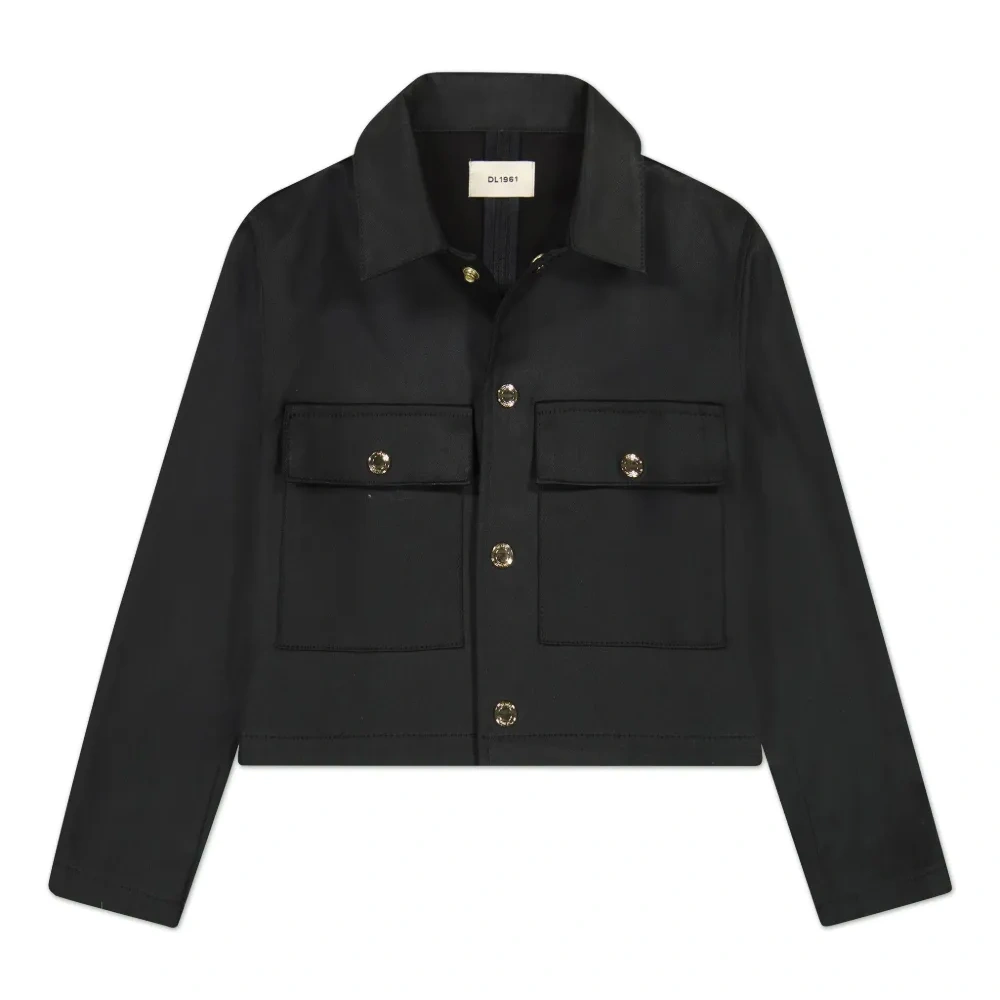 Куртка на пуговицах