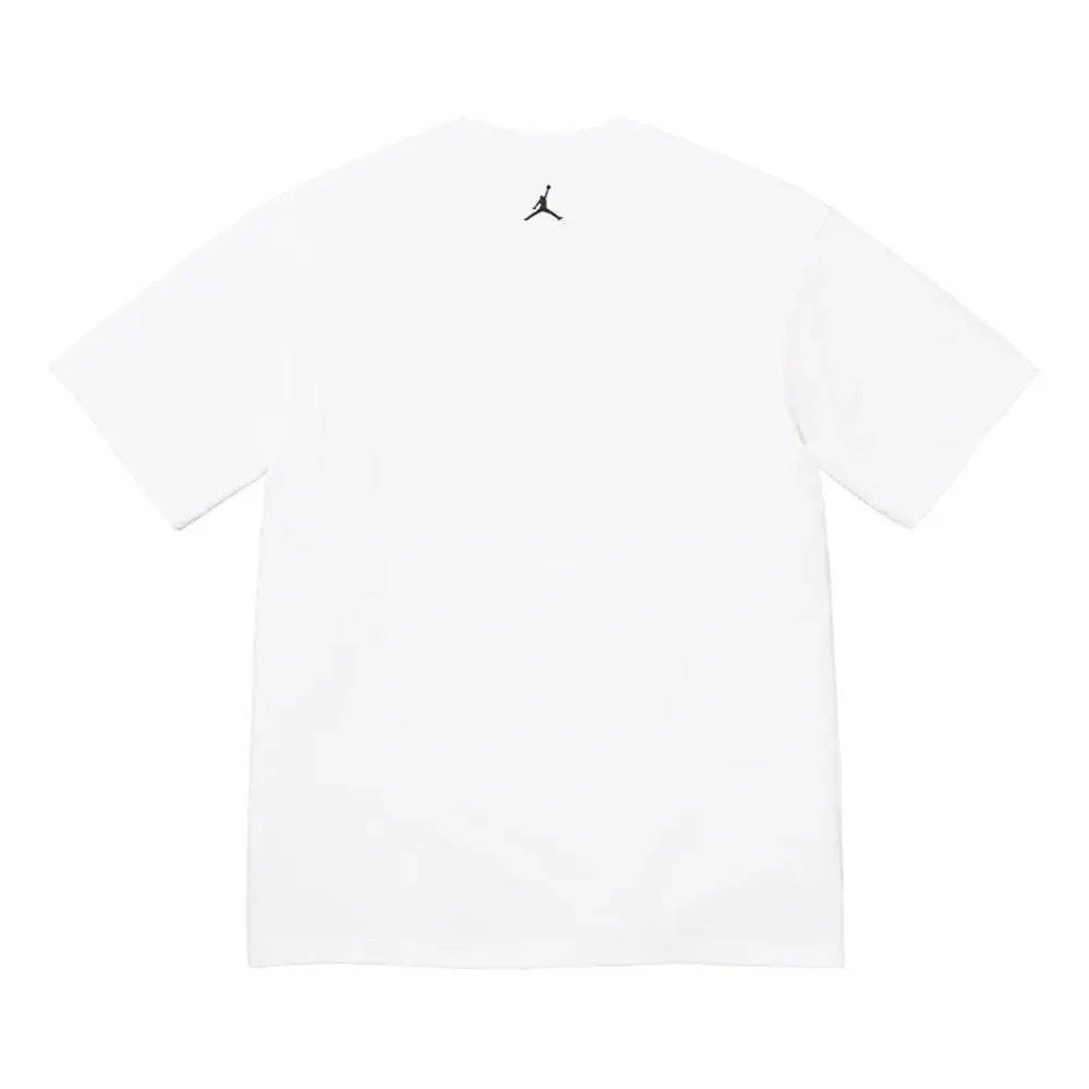 Футболка из коллаборации с Jordan Biggie Футболка из коллаборации с Jordan Biggie