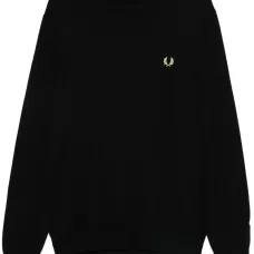 свитер с вышитым логотипом