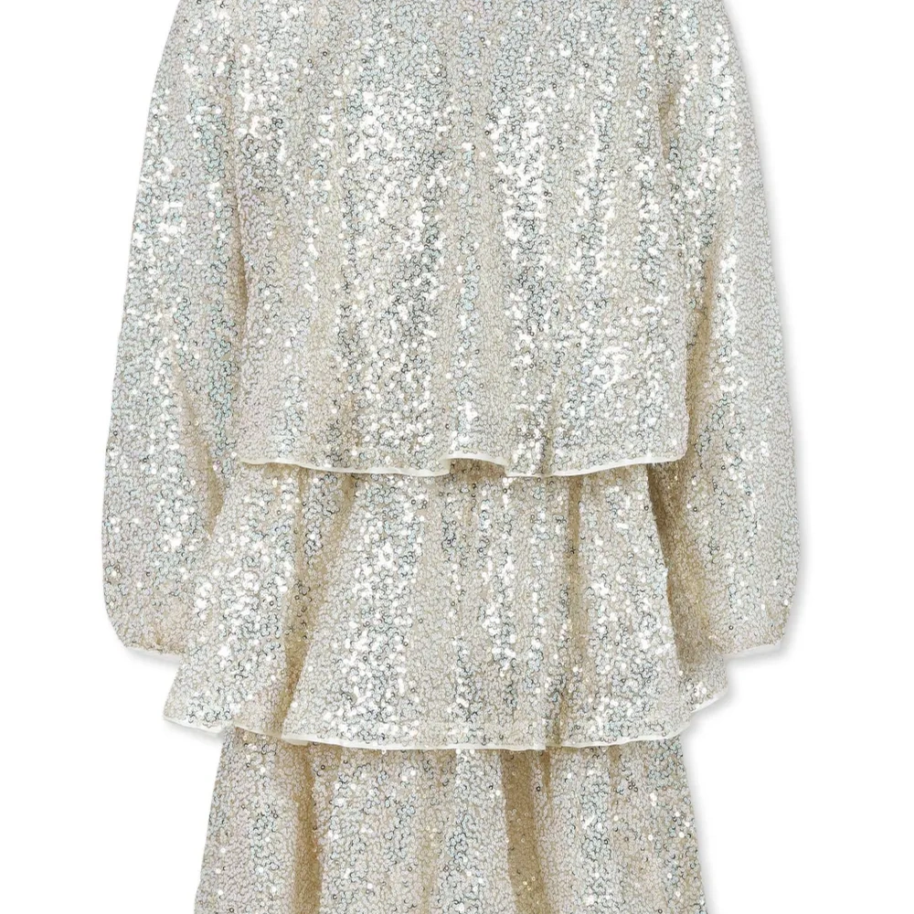 Платье с пайетками