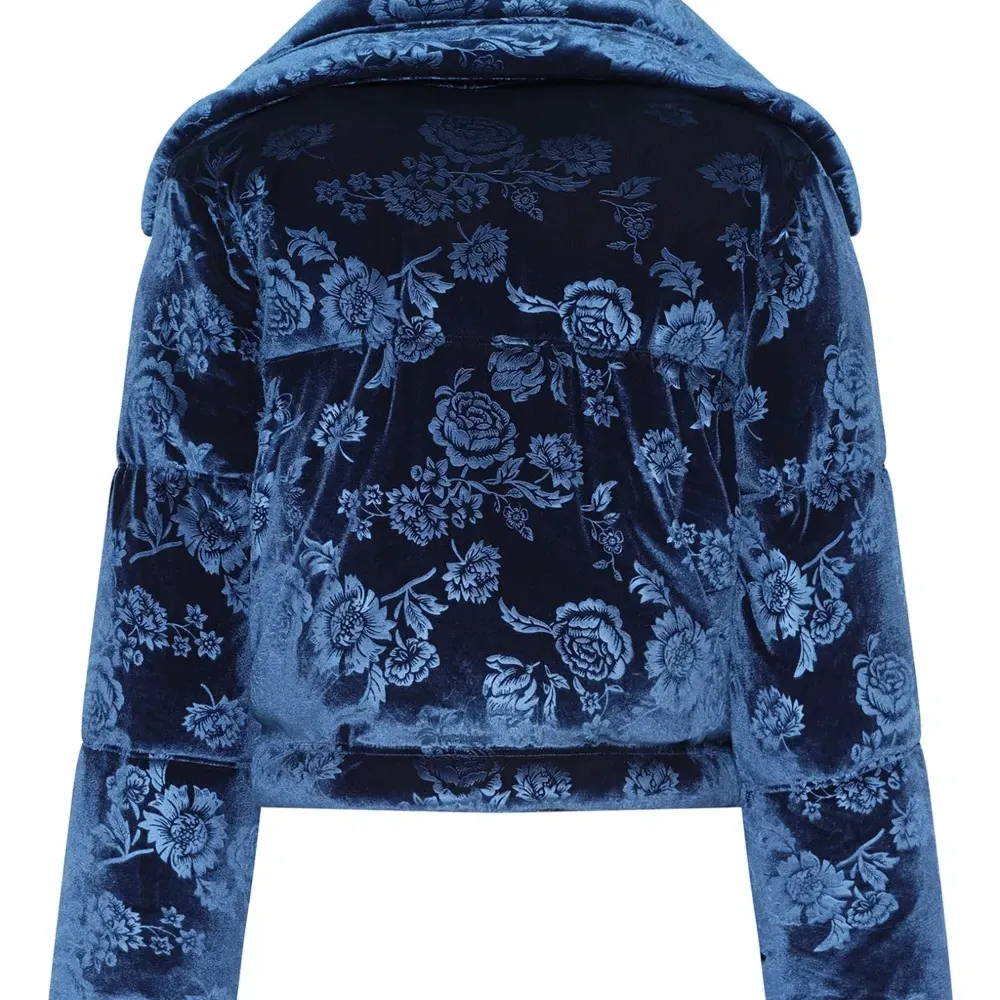 Пуховик La Chanson