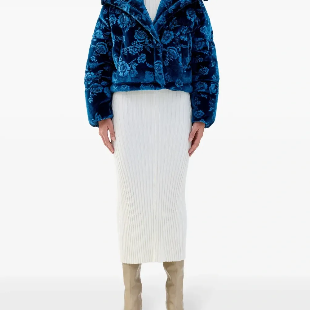 Пуховик La Chanson