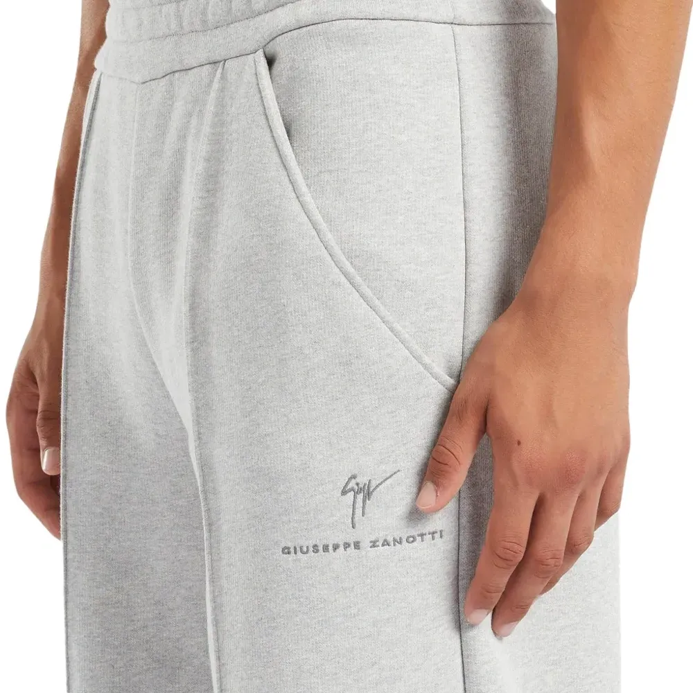 Спортивные брюки LR-64