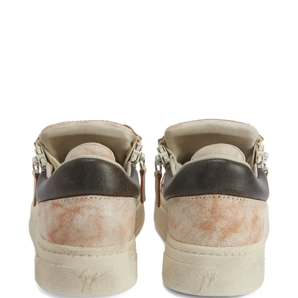 Кроссовки Gz94