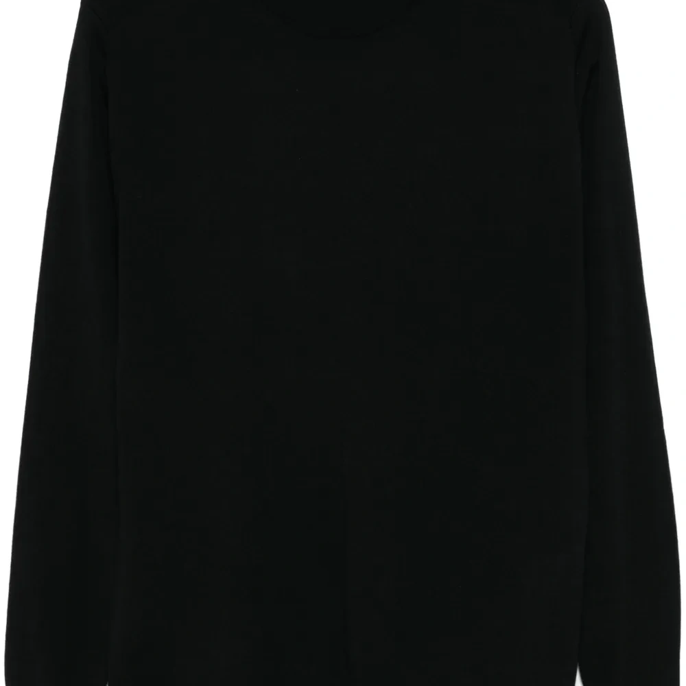 Свитер с круглым вырезом