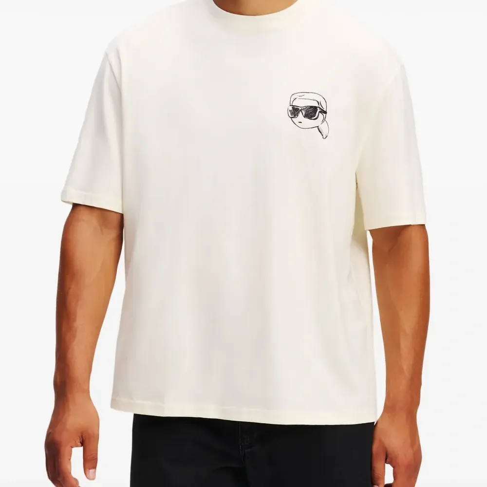 Футболка с нашивкой Ikon