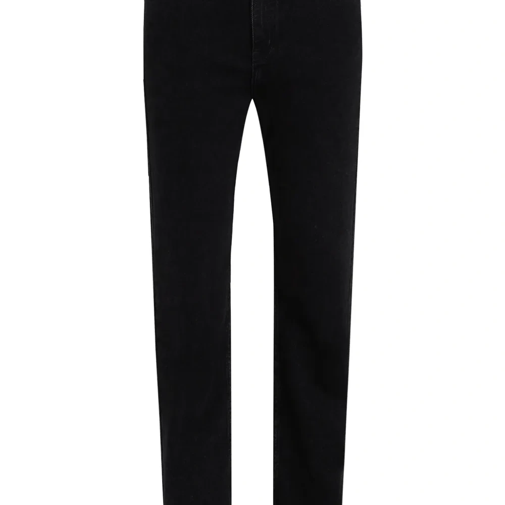 Прямые джинсы с завышенной талией