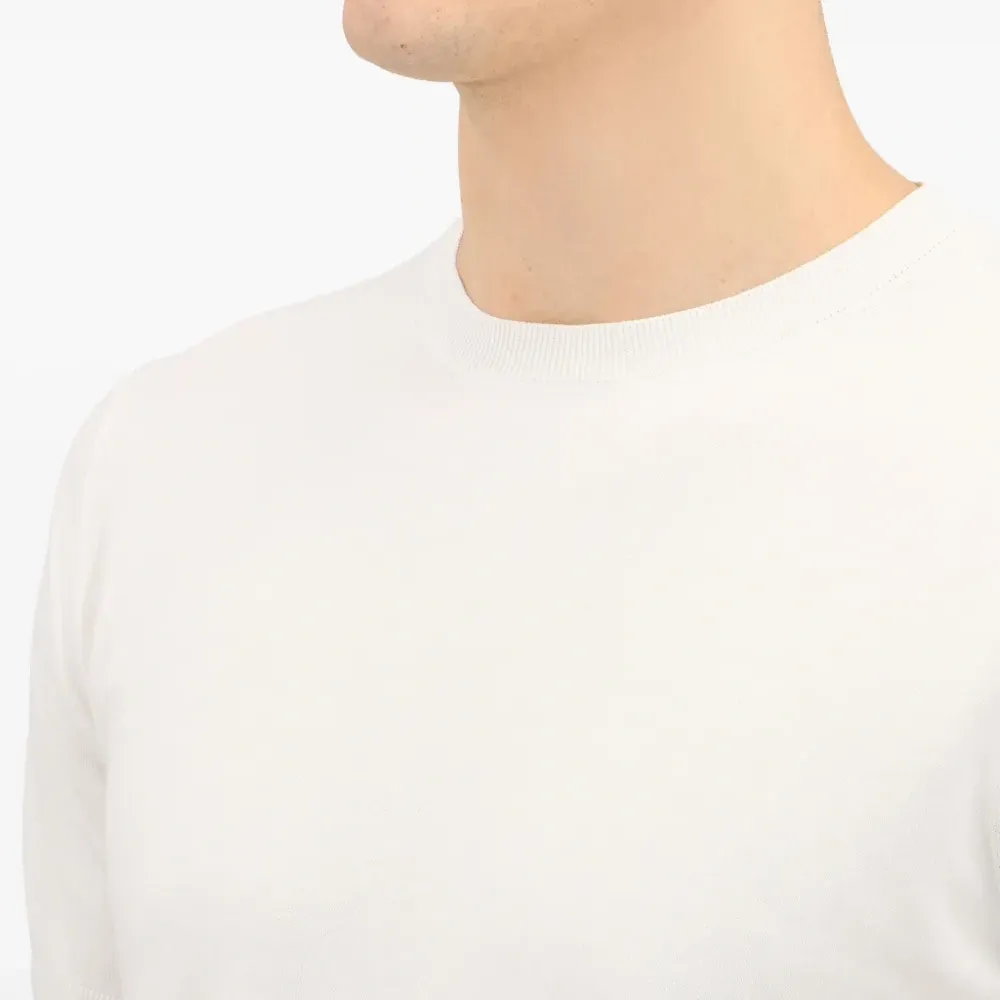 футболка с круглым вырезом