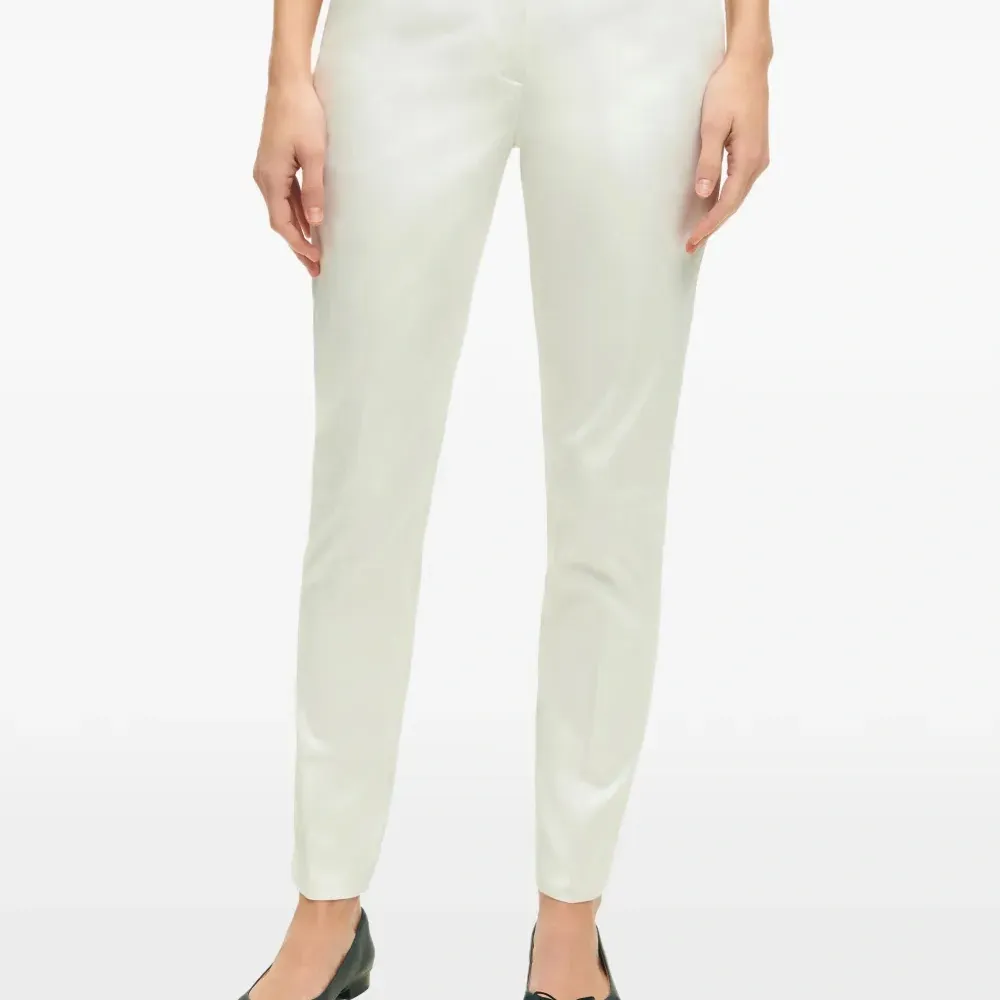 Брюки с ушками на поясе