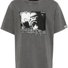 Футболка с графичным принтом