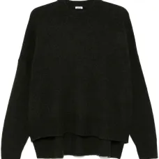 Шерстяной свитер