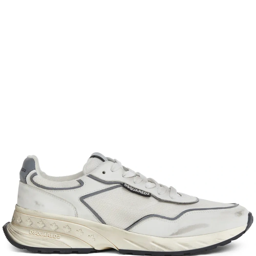 Кроссовки на шнуровке