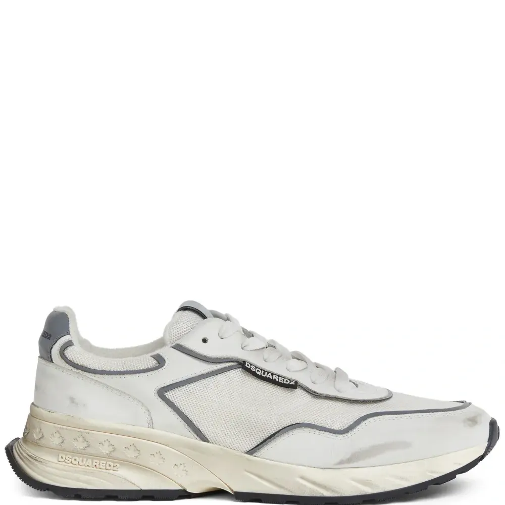 Кроссовки на шнуровке