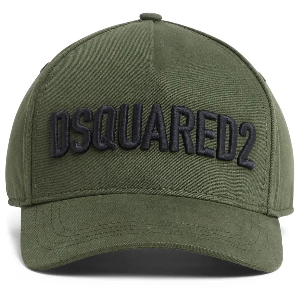 Бейсболка с вышитым логотипом Бейсболка с вышитым логотипом