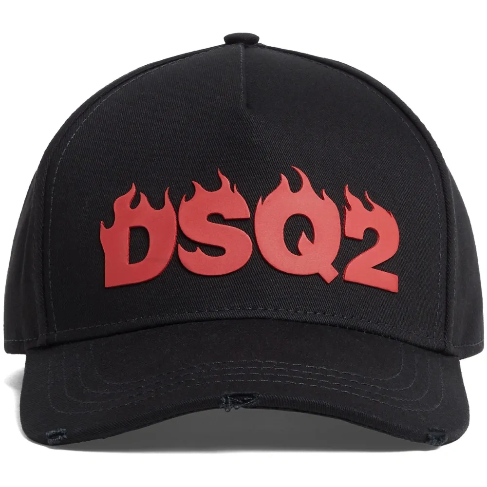 Кепка с тисненым логотипом