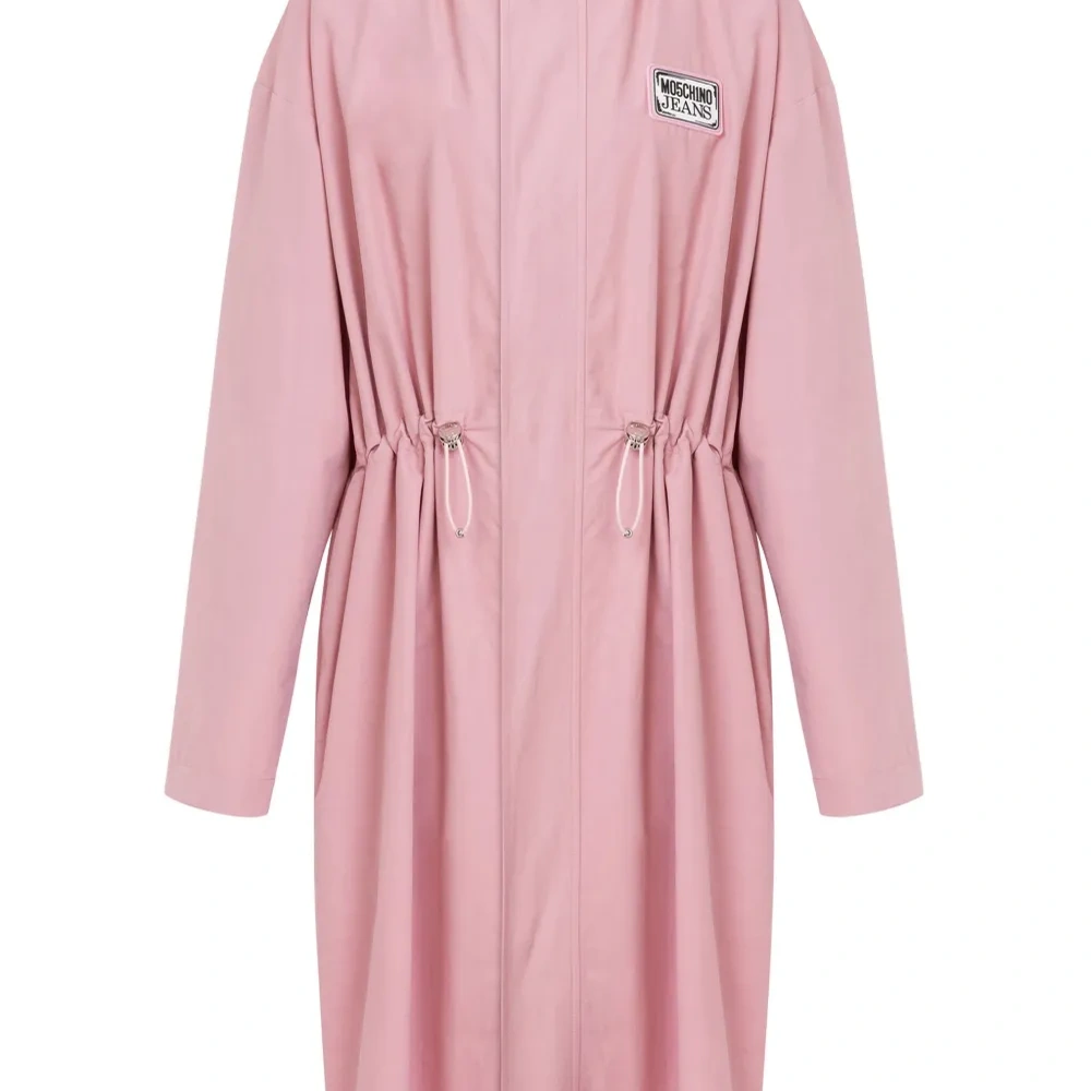 Парка с нашивкой-логотипом