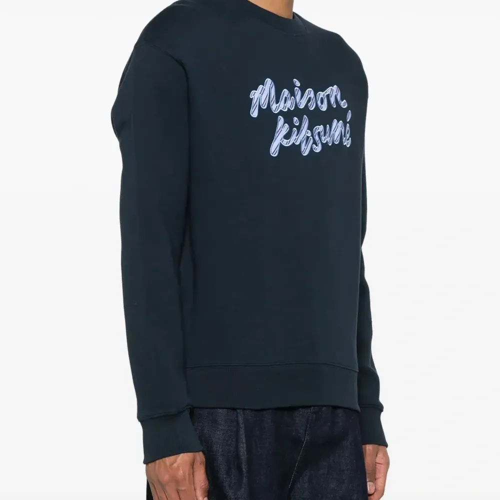 Толстовка с вышитым логотипом Толстовка с вышитым логотипом