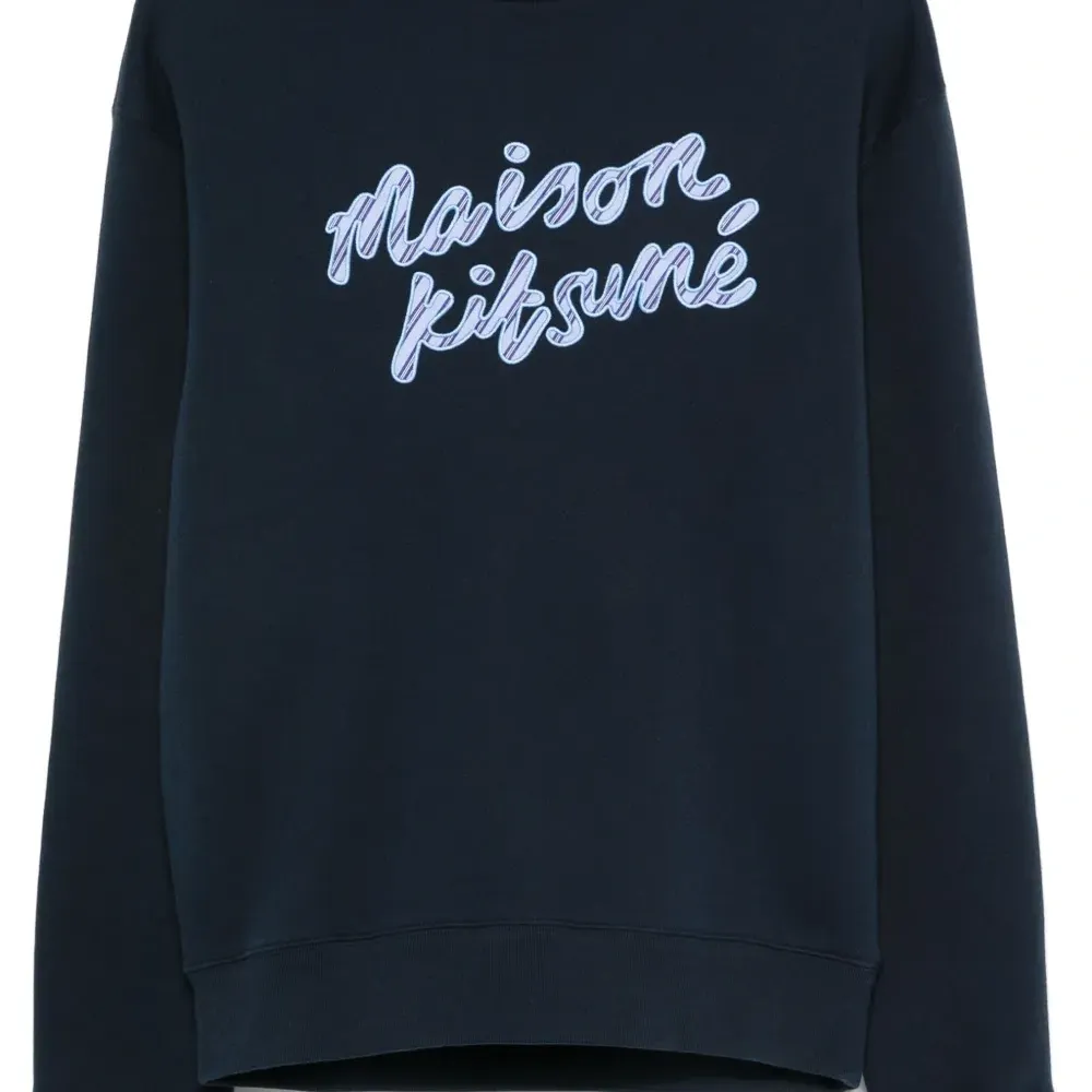 Толстовка с вышитым логотипом Толстовка с вышитым логотипом