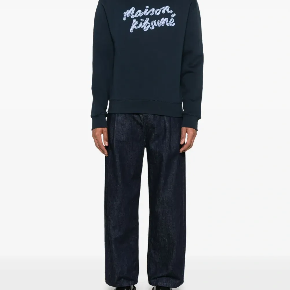 Толстовка с вышитым логотипом Толстовка с вышитым логотипом