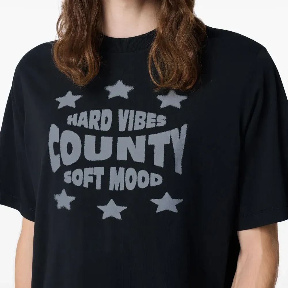 Футболка Hard Vibes