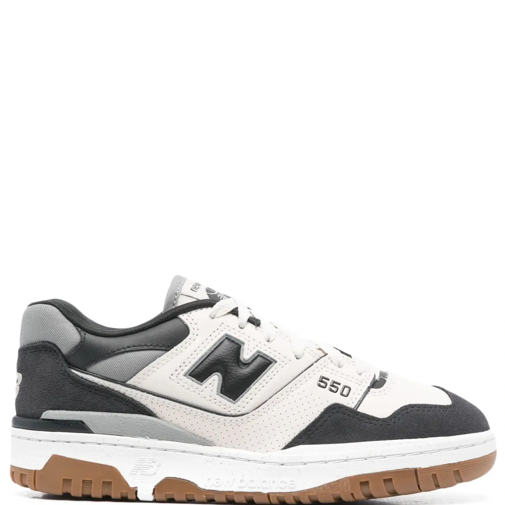 Кроссовки 550