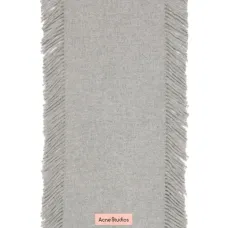 Шарф с бахромой